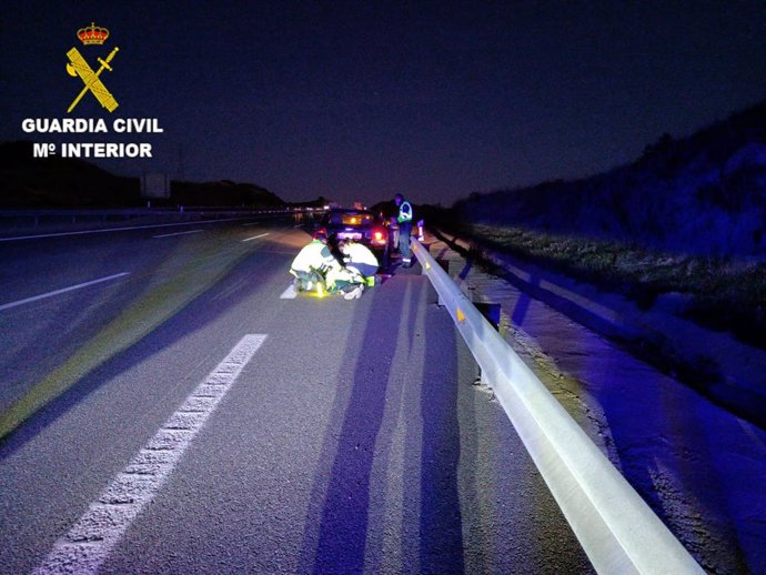 Guardia Civil salva la vida a un conductor que había sufrido un infarto.