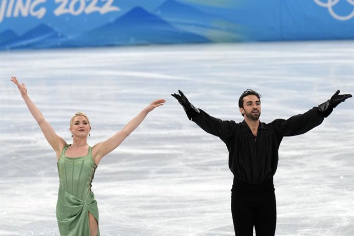 Los patinadores españoles Olivia Smart y Adrián Díaz en los Juegos Olímpicos de Invierno de Pekín 2022