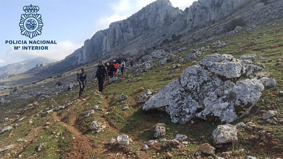 Rescate de un senderista que sufrió un desvanecimiento en un paraje de Antequera