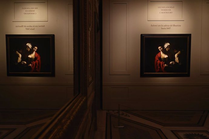 La obra 'Salomé con la cabeza del Bautista', durante su presentación en el Palacio Real, a 14 de febrero de 2022, en Madrid (España). La obra, de Michelangelo Merisi Da Caravaggio, está datada en torno a 1607 y es una de las unicas cuatro obras del artis