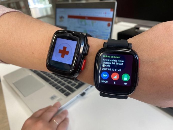 Los relojes con teleasistencia de Cruz Roja.