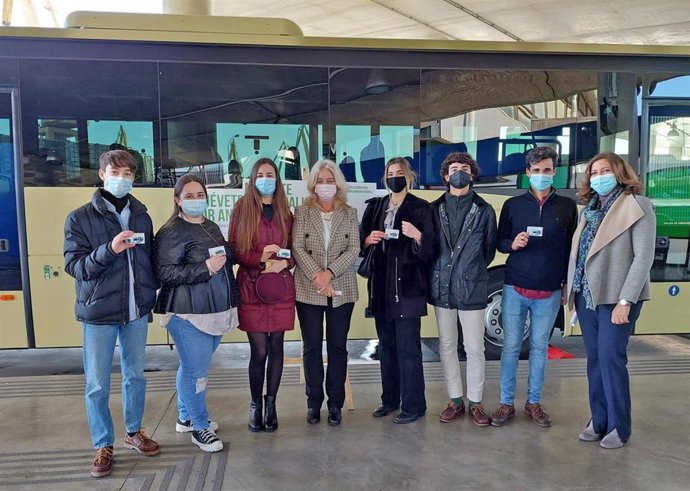 La delegada territorial de Fomento, Infraestructuras y Ordenación del Territorio, Mercedes Colombo.