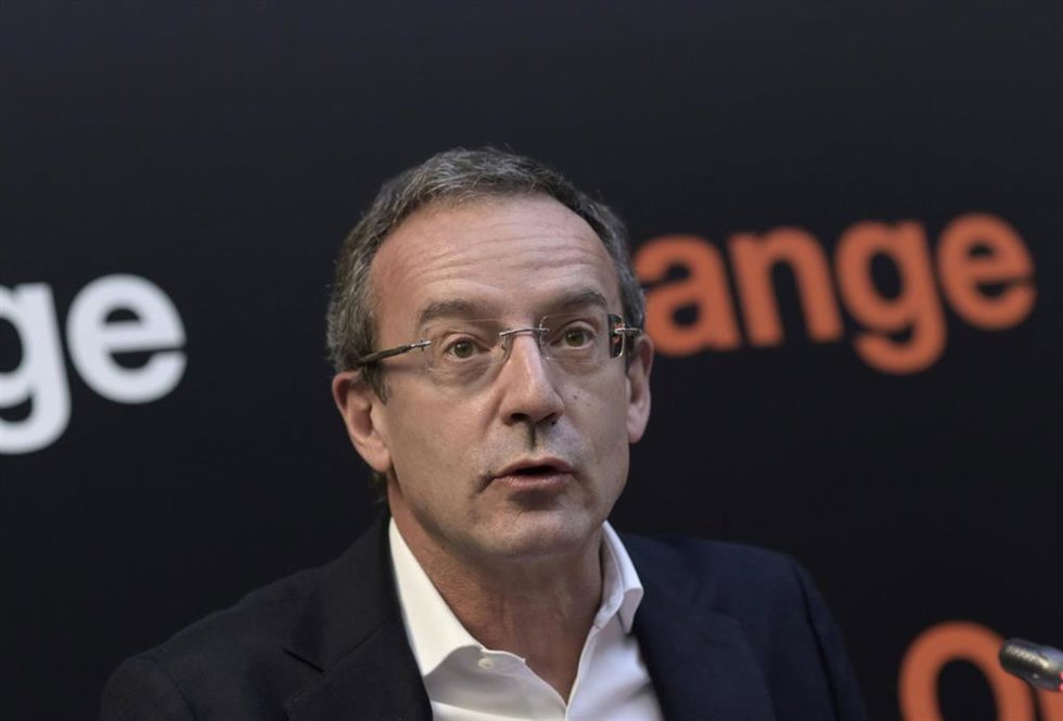 Archivo - El consejero delegado de Orange España, Jean-Franois Fallacher, lidera la rueda de prensa del balance de los resultados de Orange España durante los primeros nueve meses de 2021, a 26 de octubre de 2021, en Madrid, (España). 