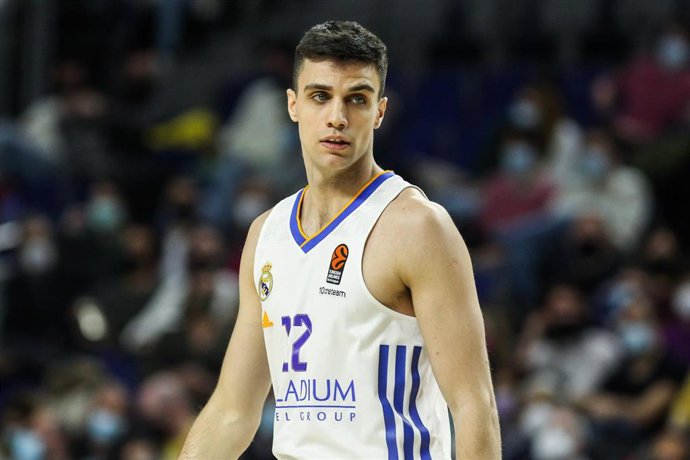 Carlos Alocén con el Real Madrid