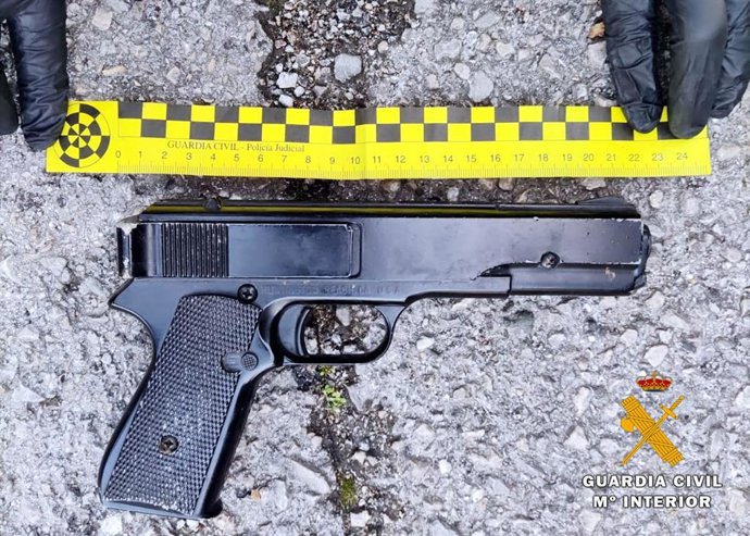 Pistola utilizada en el atraco al supermercado de Noja