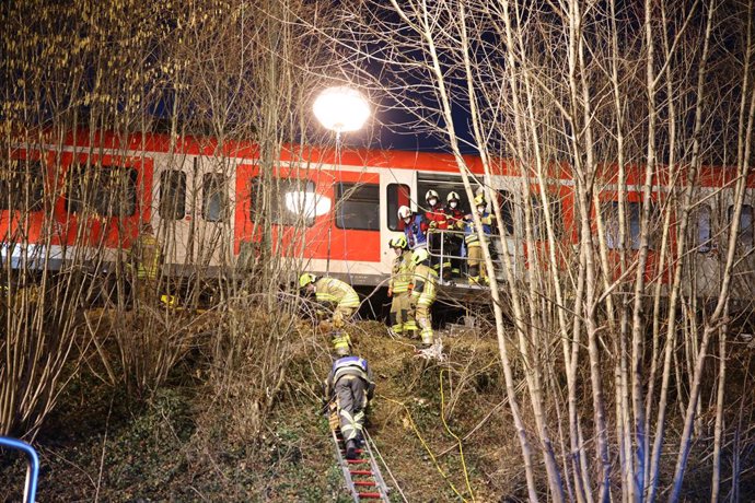 Colisión de dos trenes regionales en Baviera