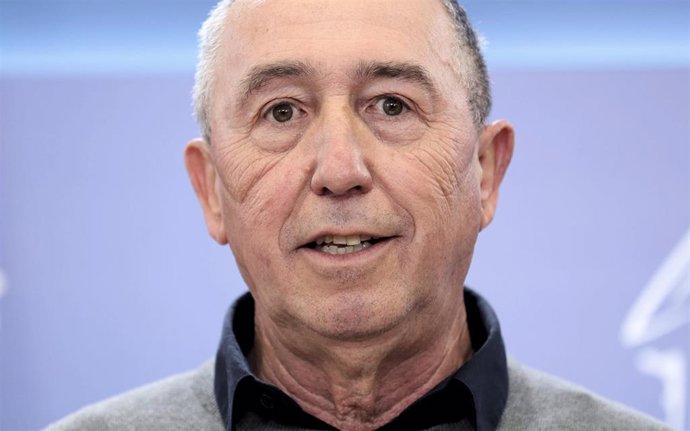 El diputado de Compromís en el Congreso de los Diputados, Joan Baldoví, comparece en una rueda de prensa mientras se celebra la Junta de Portavoces en el Congreso de los Diputados, a 1 de febrero de 2022, en Madrid (España).