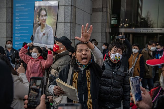 Archivo - Protestas en Japón contra la junta militar birmana