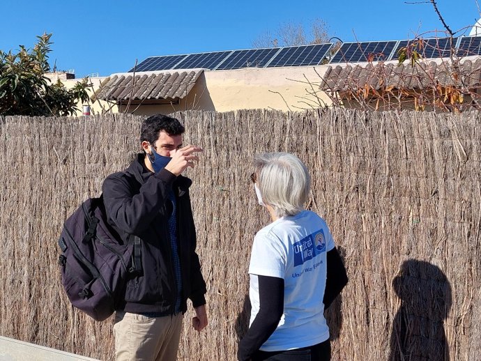 United Way España Se Une A La Asociación Light Humanity Para Apoyar El Proyecto Cañada Solar, Con El Que 26 Familias Del Sector 6 De La Cañada Real Podrán Disponer De Energía Solar