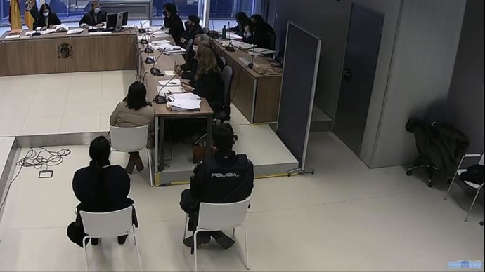 Causa contra A.U por un delito de asesinato