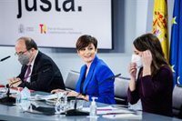 Iceta defiende equiparar series y películas en la nueva Ley del Cine: "Si todos son los mismos"