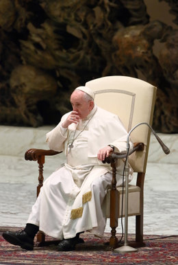 09 February 2022, Vatican, Vatican City: Pope Francis leads his weekly General Audience in the Paul VI Audience Hall at the Vatican. Photo: Grzegorz Galazka/Mondadori Portfolio via ZUMA/dpa