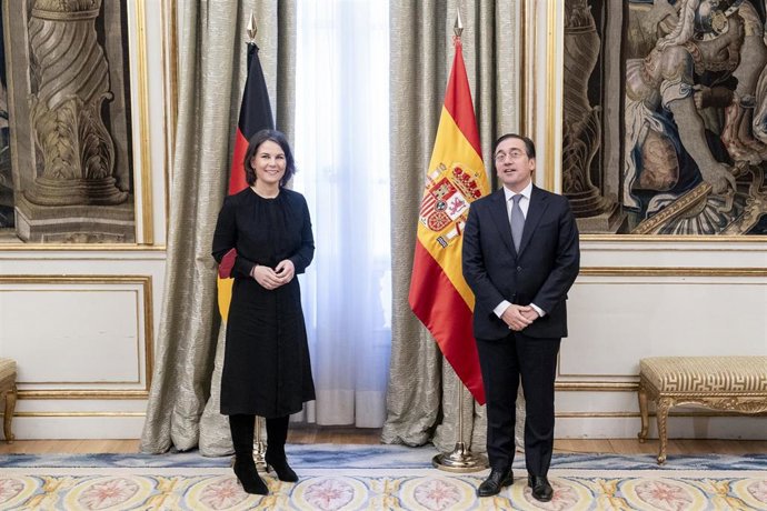 La ministra de Asuntos Exteriores de Alemania, Annalena Baerbock, y el ministro de Asuntos Exteriores, Unión Europea y Cooperación, José Manuel Albares