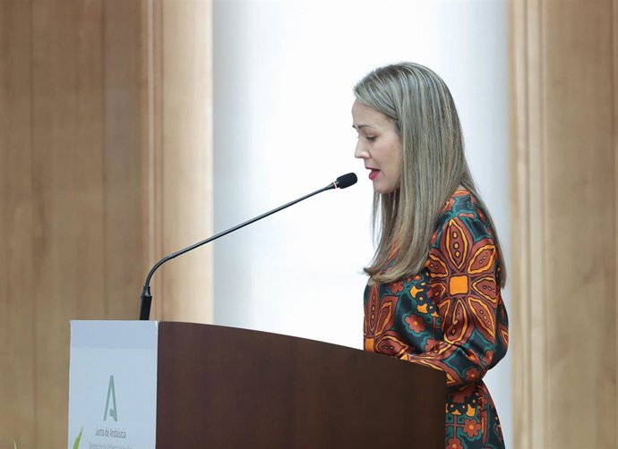 La delegada de la Junta en Huelva, Bella Verano.