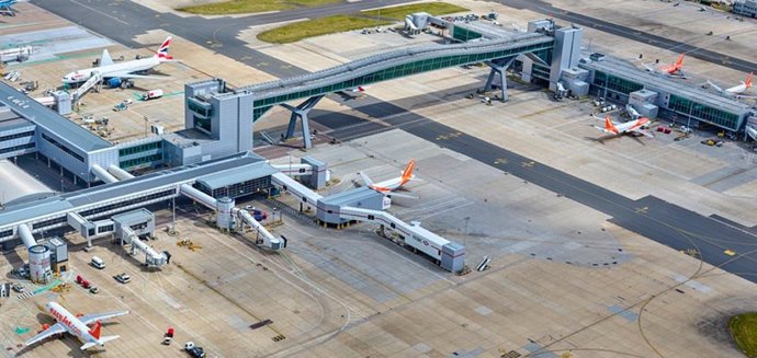 Archivo - Aeropuerto de Gatwick.