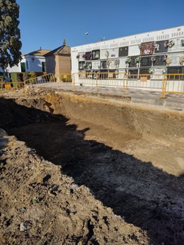 Fosa común de Alcalá del Río