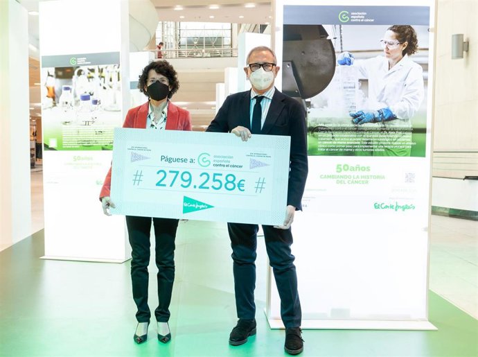 El Corte Inglés dona 279.258 euros a la Asociación Española Contra el Cáncer
