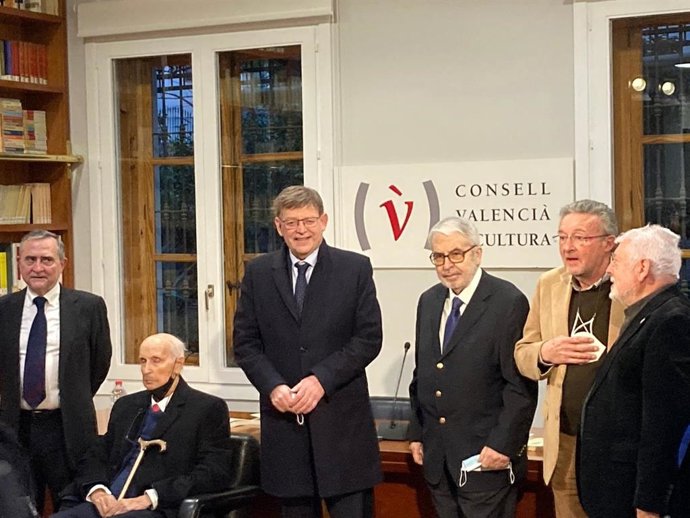 Presentación de dos libros sovre Sanchis Guarner en el CVC