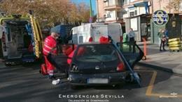 Accidente de tráfico en la Gran Plaza de Sevilla