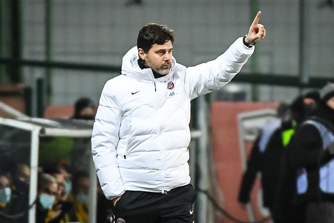 Archivo - Mauricio POCHETTINO of PSG during the French championship Ligue 1 football match between RC Lens and Paris Saint-Germain on December 4, 2021 at Bollaert-Delelis stadium in Lens, France - Photo Matthieu Mirville / DPPI