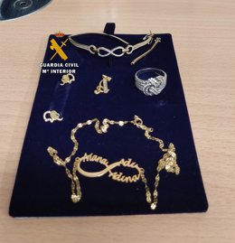 La Guardia Civil detiene a cuatro personas por robos en viviendas en Pizarra