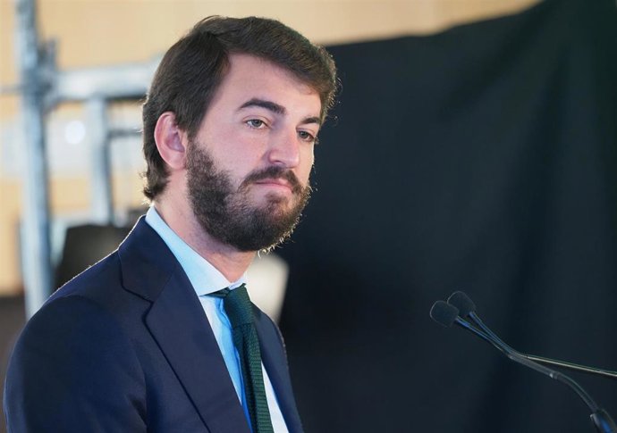 El candidato de VOX a la Presidencia de Castilla y León, Juan García-Gallardo, en una rueda de prensa para valorar los resultados en las elecciones de Castilla y León 13F de 2022, a 14 de febrero de 2022, en Valladolid, Castilla y León.