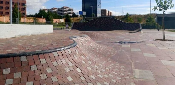 El PP reclama adecuar el entorno de la pista de skate 'Street Plaza' y construir un bowl en la parcela adyacente