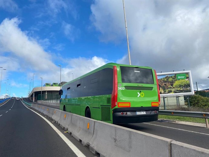 Carril bus en el Intercambiador de La Laguna