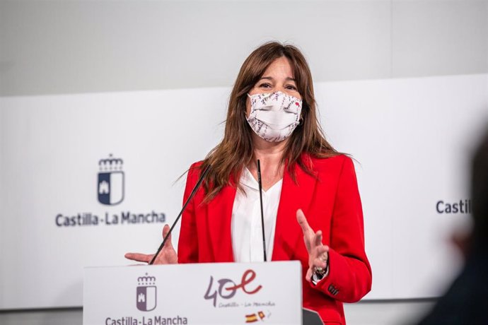 La Consejera De Igualdad Y Portavoz Del Gobierno Regional, Blanca Fernández, Comparece En Rueda De Prensa, En El Palacio De Fuensalida, Para Informar Sobre Los Acuerdos Del Consejo De Gobierno.