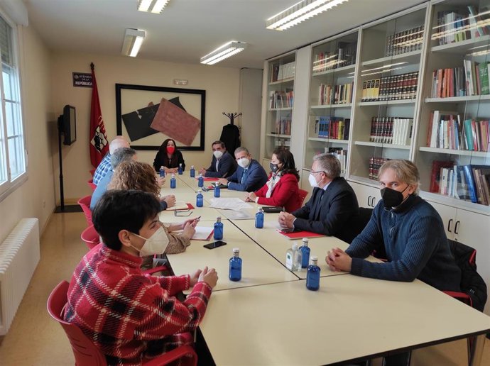 Reunión de las Ejecutivas de PSOE y UGT en Logroño