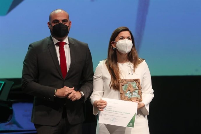 La Asociación de Voluntarios de CaixaBank en Andalucía recibe el Premio 'Andalucía + Social al Voluntariado'