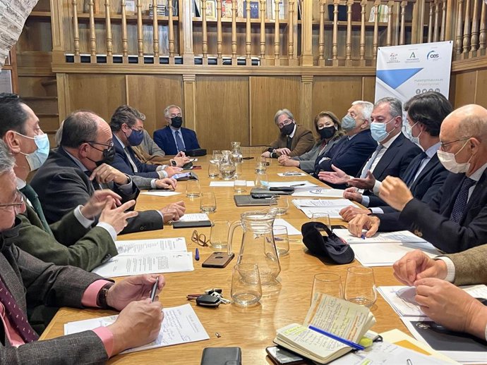 Reunión entre José Luis Sanz y directivos de la CES.
