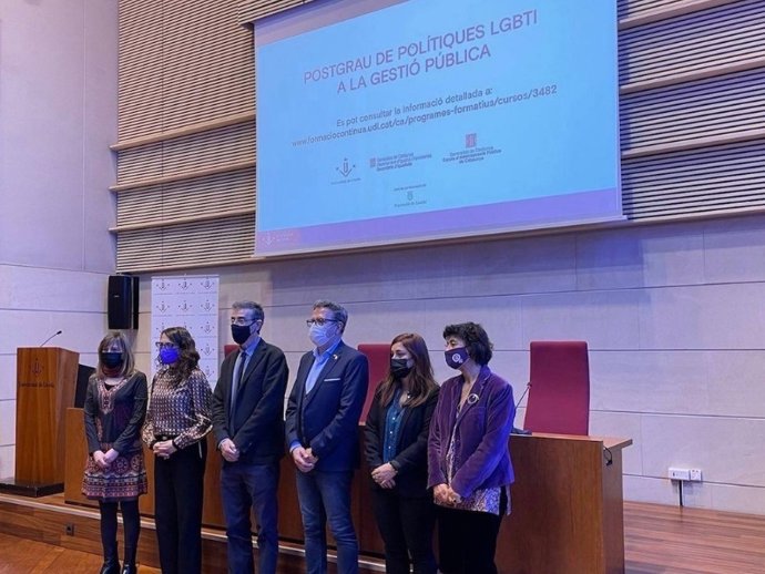 Presentación del posgrado de Políticas LGTBI en la gestión pública de la UdL, con la consellera Tnia Verge