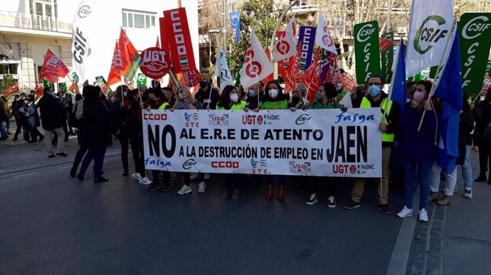 Manifestación contra el ERE de Atento en Jaén.