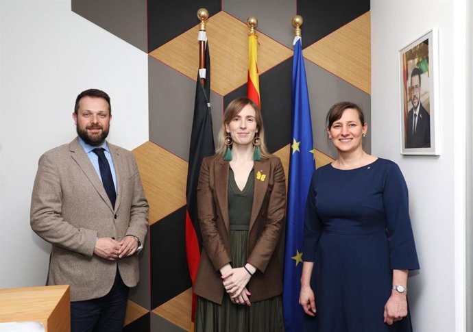 El secretario de Acción Exterior del Govern, Gerard Figueras; la consellera de Acción Exterior, Victria Alsina, y la delegada del Govern en Alemania, Marie Kapretz.