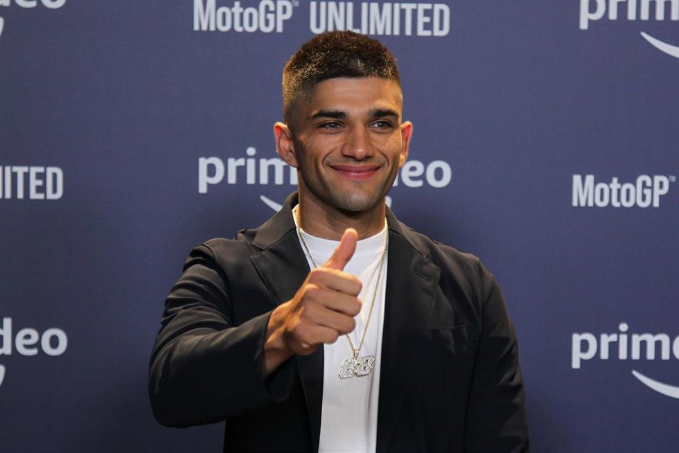 El piloto español de MotoGP Jorge Martín, durante el photocall de la premiere de la docuserie "MotoGP Unlimited" en Madrid.