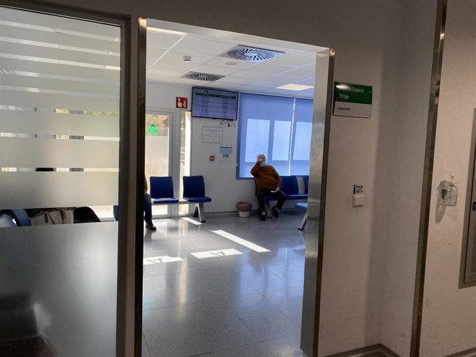 El servicio de Urgencias del Hospital Regional incorpora un gestor electrónico para agilizar la atención a los pacientes. De media cada día se asiste a 400 personas