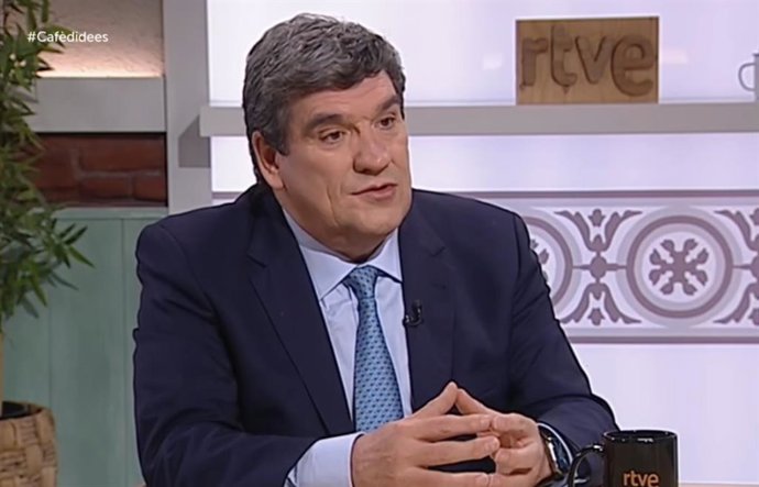 Arxiu - El ministre d'Inclusió, Seguretat Social i Migracions, José Luis Escrivá