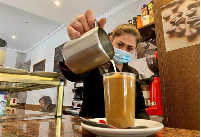 Archivo - Trabajadora