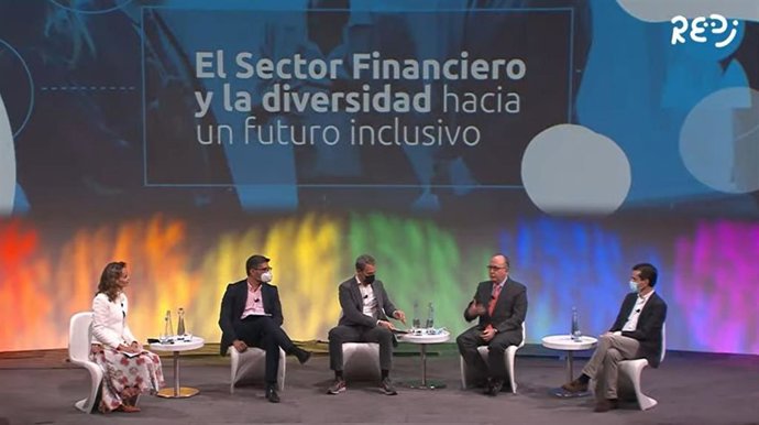 Encuentro 'El sector financiero y la diversidad. Hacia un liderazgo inclusivo', organizado por la Red Empresarial por la Diversidad e Inclusión (Redi) en colaboración con BBVA.