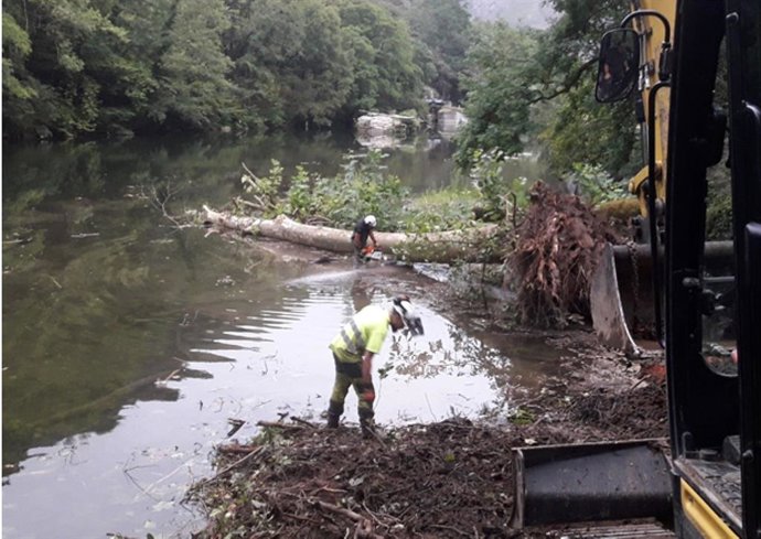 Actuación de conservación del río Bidasoa, en Bera.