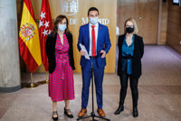 La izquierda registra una comisión sobre irregularidades en contratos tras el supuesto espionaje al hermano de Ayuso