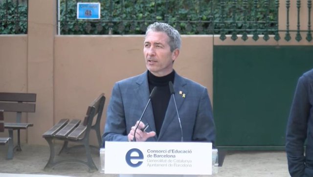 El conseller Josep Gonzàlez-Cambray, en la presentación de la integración de la Escola Projecte a la red pública