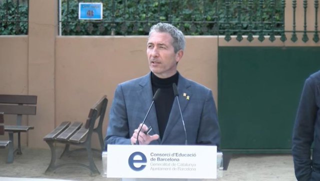 El conseller Josep Gonzàlez-Cambray, en la presentació de la integració de l'Escola Projecte a la xarxa pública