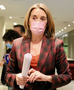 Archivo - La portavoz del PP en el Congreso, Cuca Gamarra, en una rueda de prensa de portavoces en el Congreso de los Diputados, a 11 de enero de 2022, en Madrid, (España).