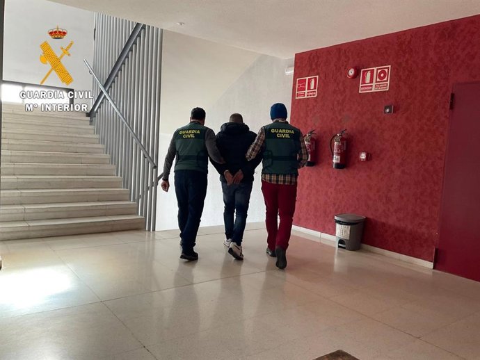 Archivo - Uno de los detenidos en Carbajosa de la Sagrada (Salamanca).