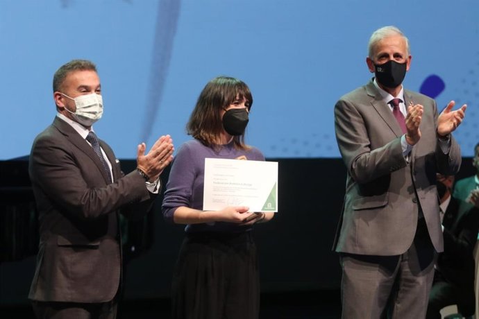 La Consejería de Igualdad reconoce la labor de la Asociación Granada Acoge.