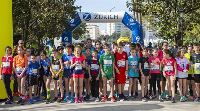 Archivo - Carreras infantiles en el Zurich Maratón de Sevilla 2020.