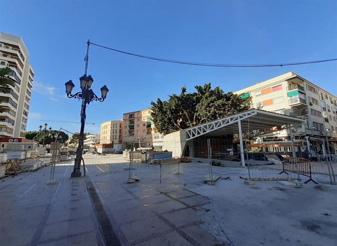 Obras de la plaza de la Nogalera en Torremolinos (Málaga)