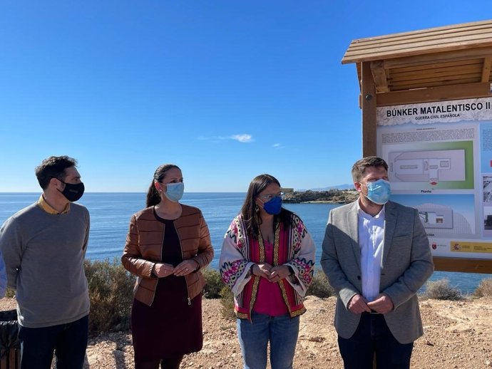 El director general de la Política Agraria Común, Juan Pedro Vera, durante su visita a los proyectos Leader desarrollados en Águilas y Puerto Lumbreras y cofinanciados por la Comunidad Autónoma.